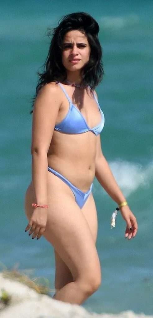 Camila Cabello en bikini à Miami