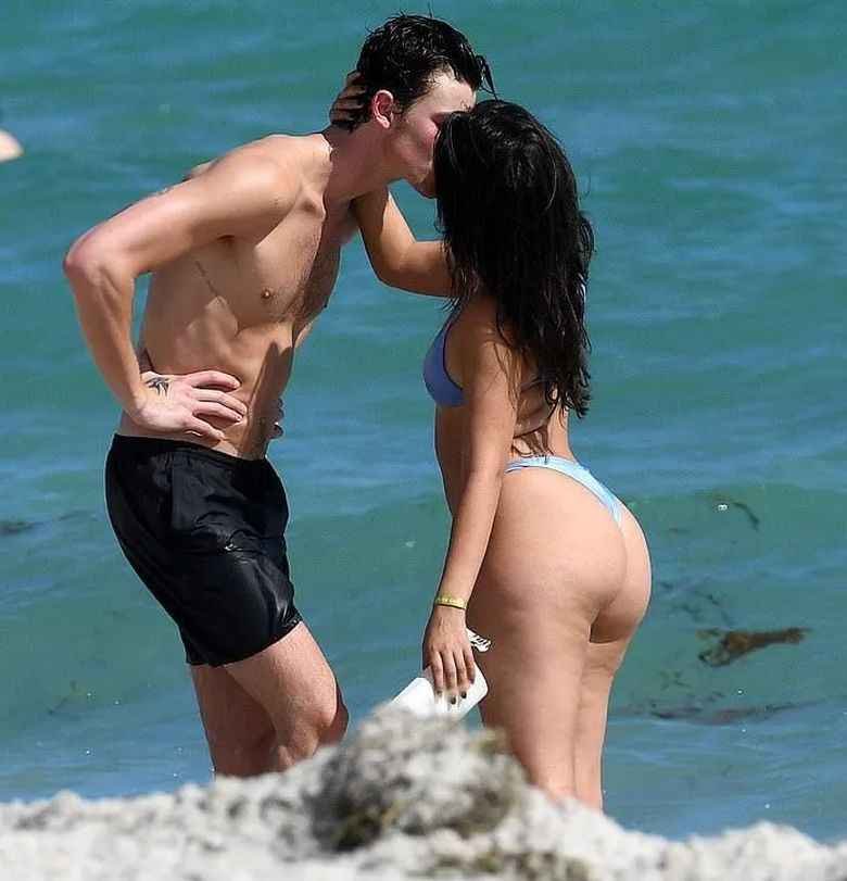 Camila Cabello en bikini à Miami