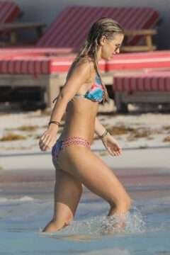 Vogue Williams en bikini