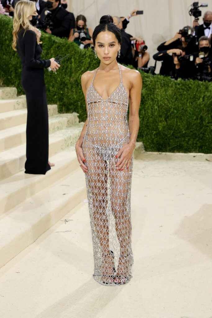 Zoe Kravitz dans une robe transparente