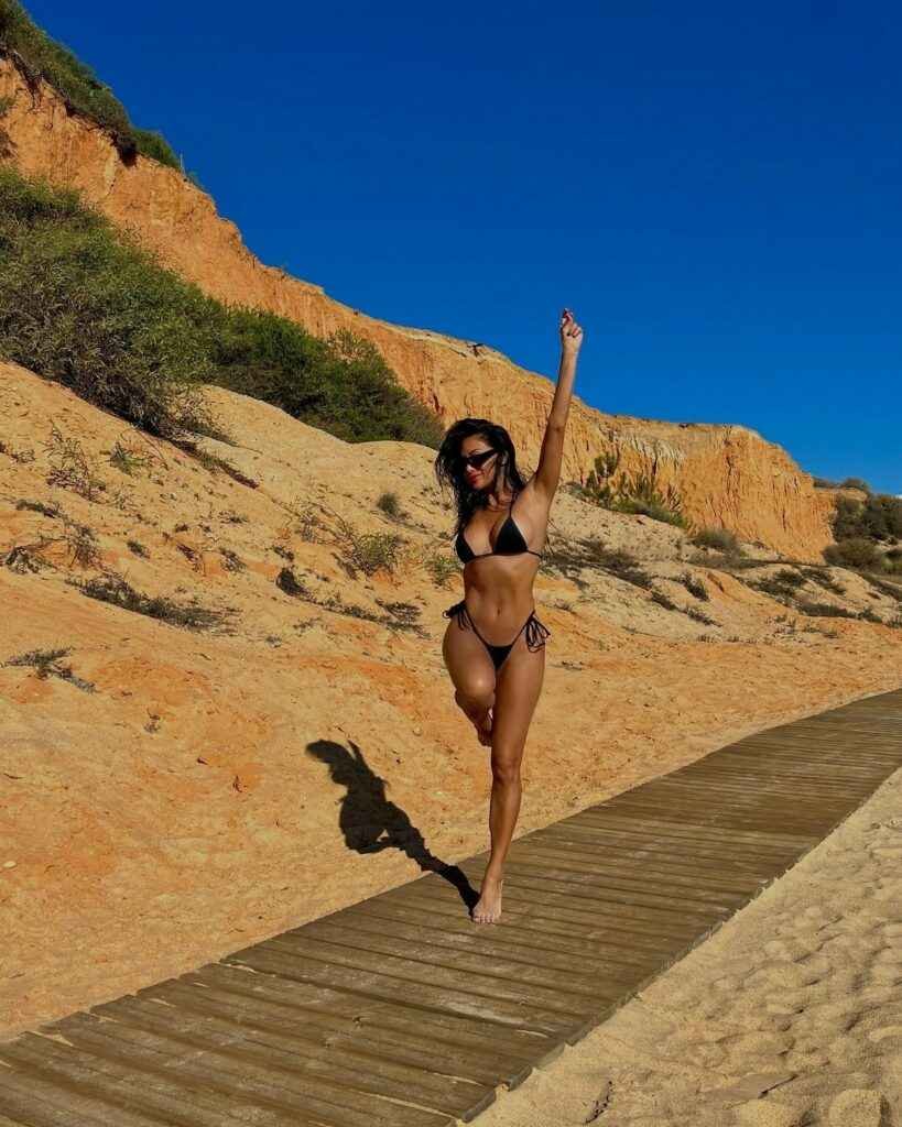 Nicole Scherzinger en bikini sexy