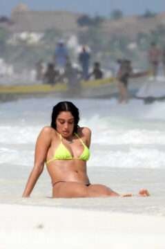 Lourdes Leon montre son corps sexy