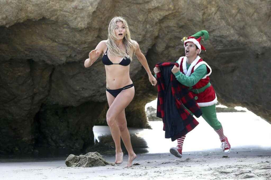 LeAnn Rimes en bikini noir