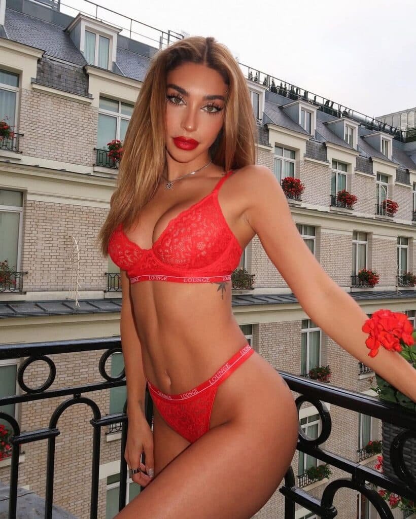 Chantel Jeffries sexy en lingerie