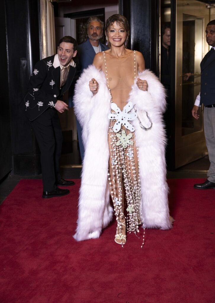 Rita Ora très sexy lors du Met Gala
