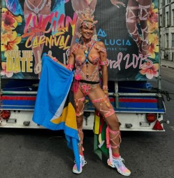 Nathalie Emmanuel très sexy lors d'un carnaval